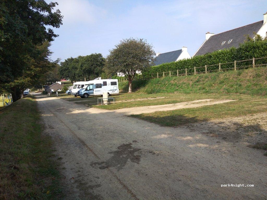 Aire camping-car Landivisiau - Foto 6