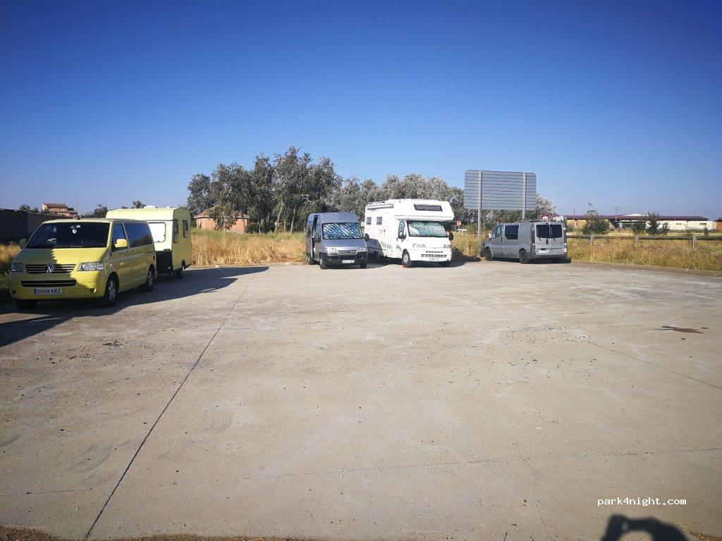 Área camper Villafáfila (caravanas y furgonetas) - Foto 7