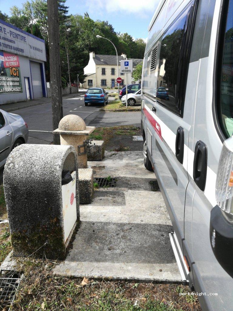 Aire camping-car Landivisiau - Foto 2