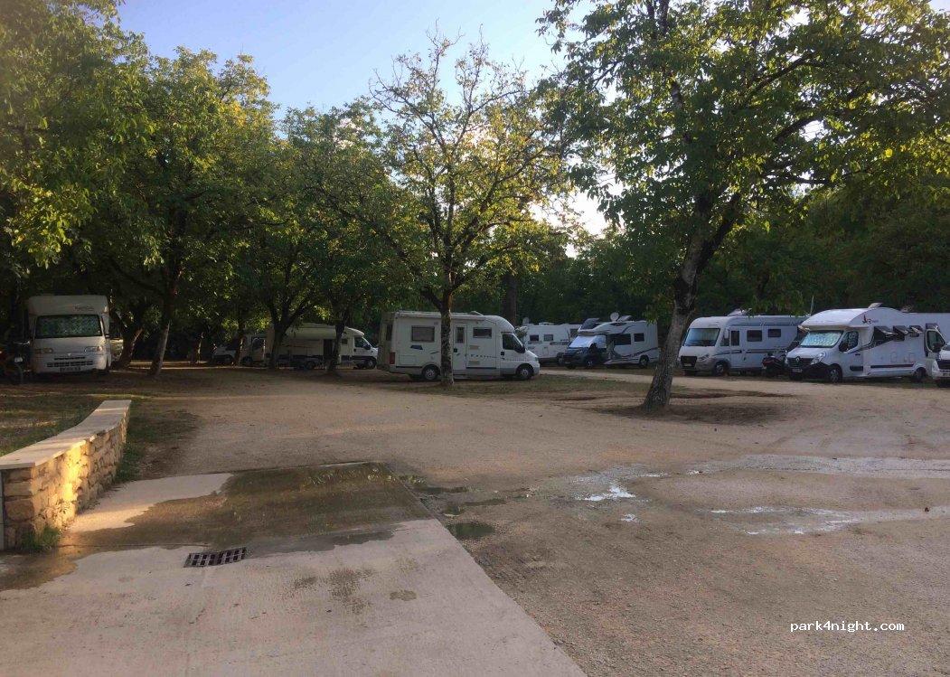 Aire Camping-Car Park Carsac-Aillac - Foto 3