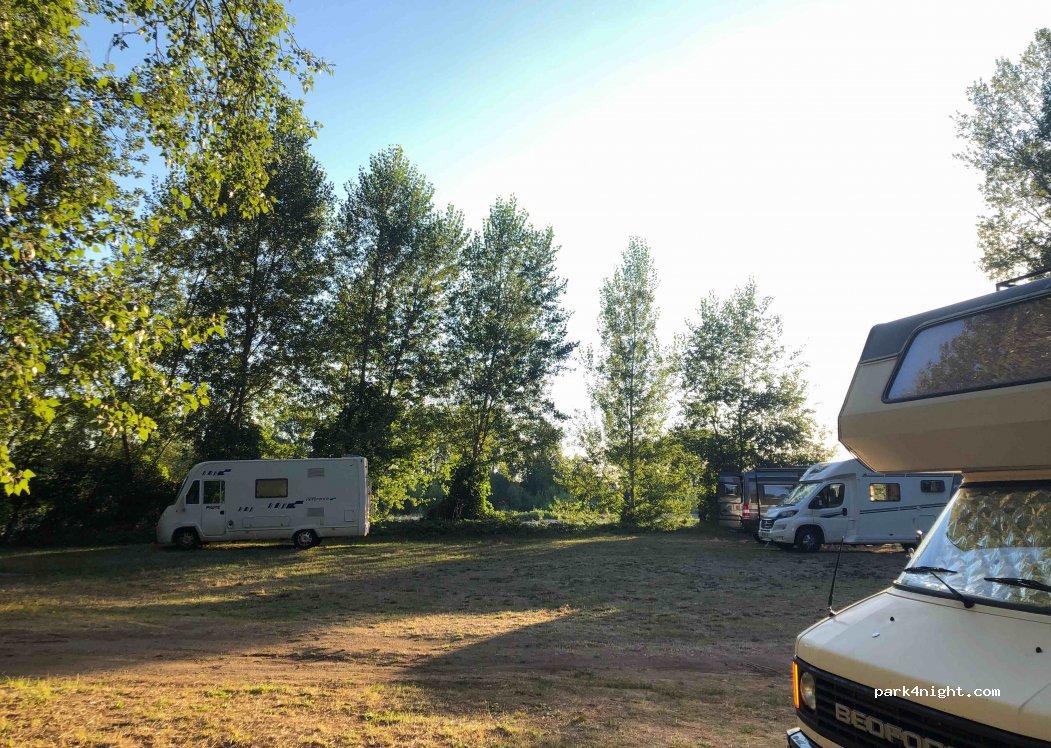 Varennes-sur-Allier Borne Camping-car [AireServices] - Foto 5
