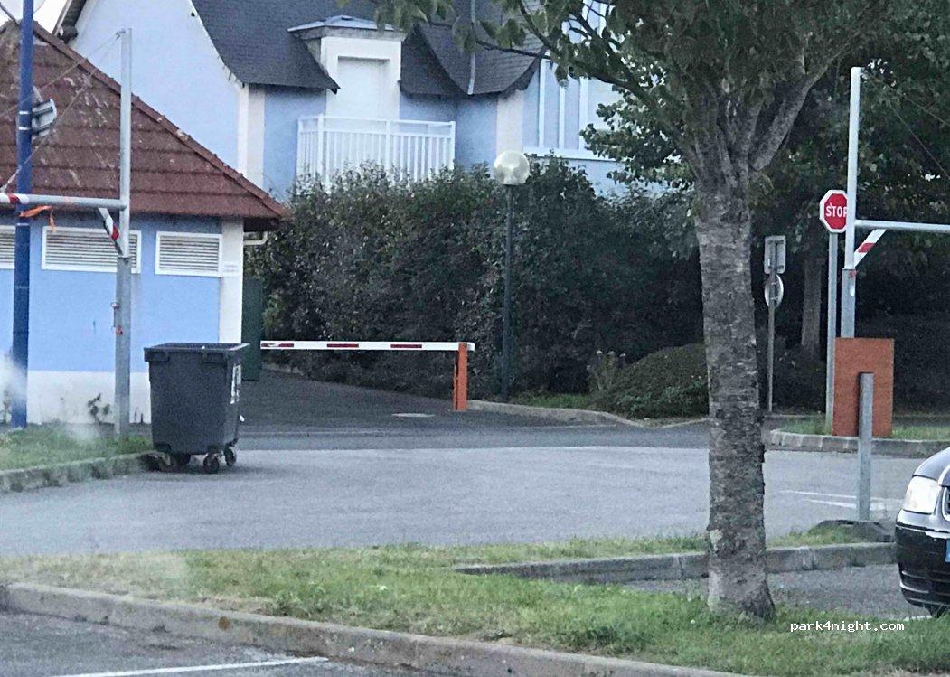 Aire de camping-car de Dives sur Mer - Foto 4