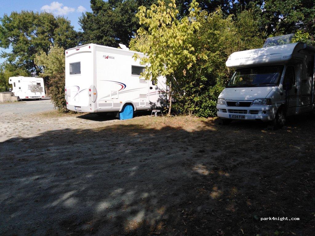 aire de camping-car de Riaillé - Foto 7