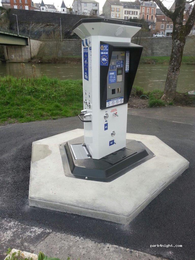 Aire de camping-car gratuite de Revin - Foto 2