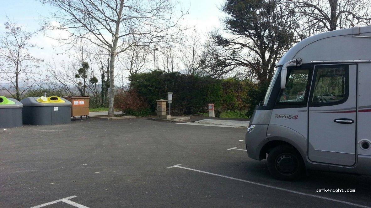 Aire de camping-car CHAROLS - Foto 5