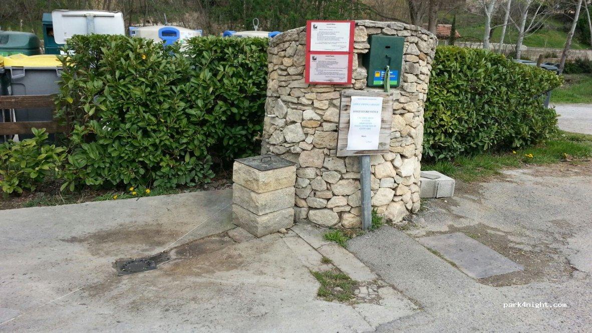 Area sosta camper 26110 Mirabel-aux-Baronnies - Foto 5