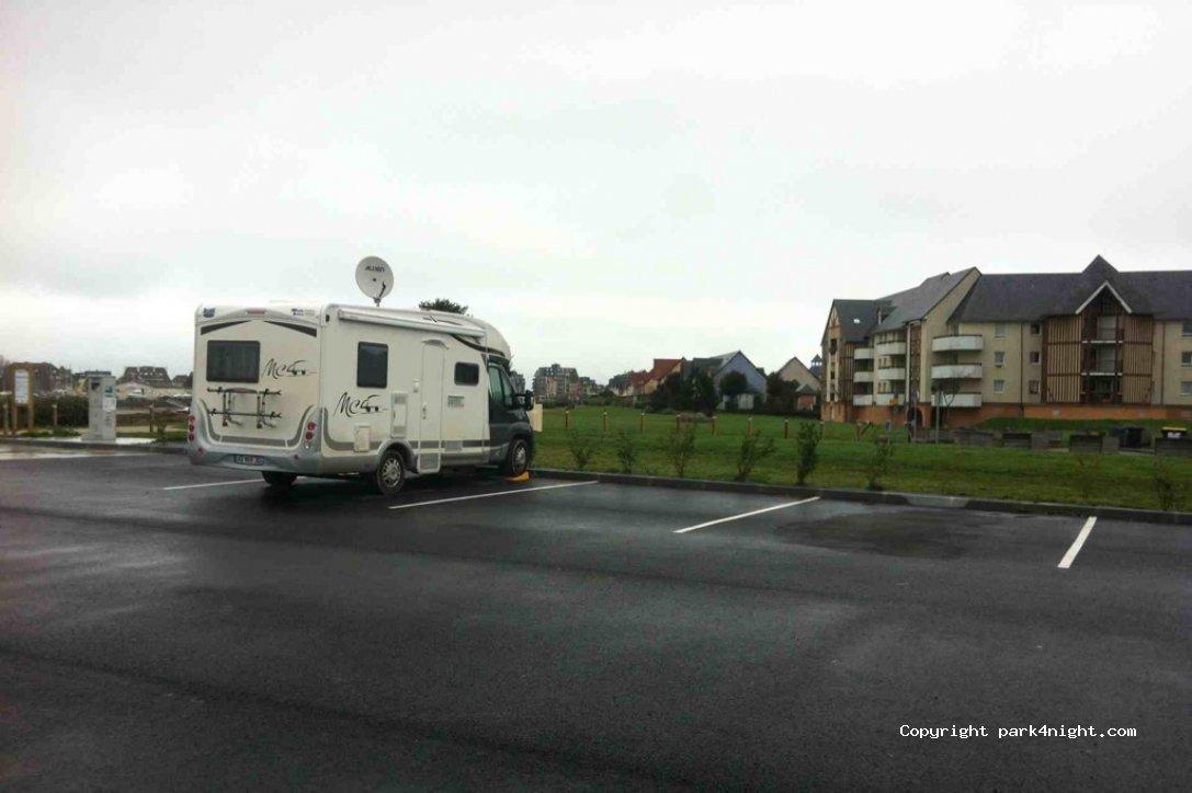 Area Sosta Gratuita Camper Service - Foto 5