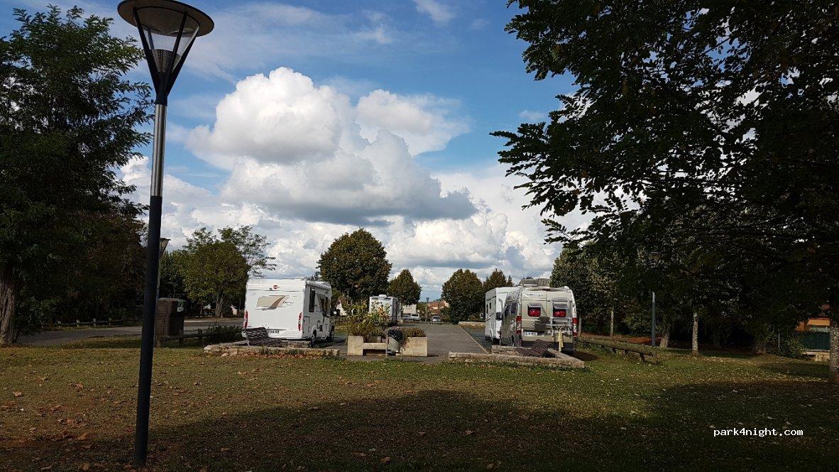 Aire communale GOURDON - Foto 2