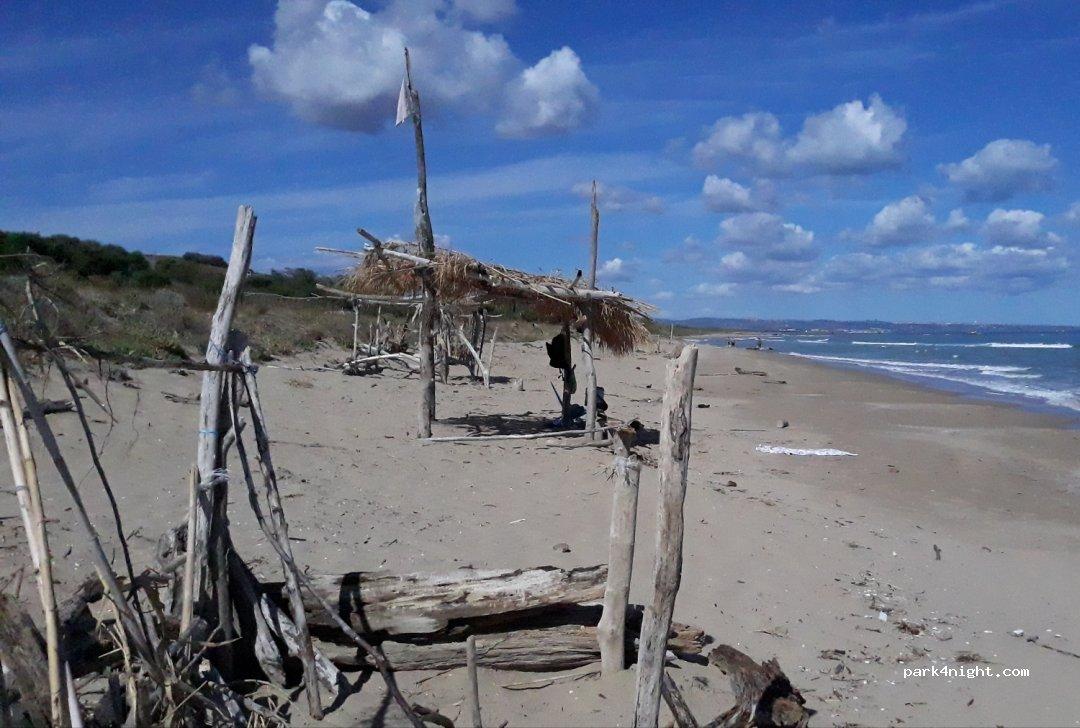 Area sosta camper ed auto "Le Marinelle beach & parking" - Foto 4