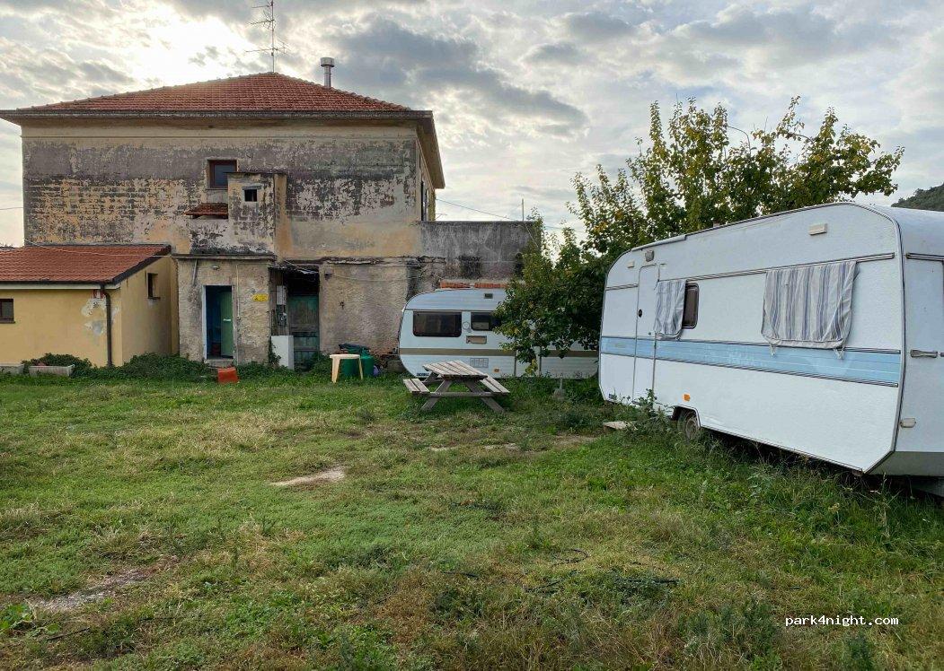 Area Sosta Camper 17052 Borghetto Santo Spirito SV - Foto 6