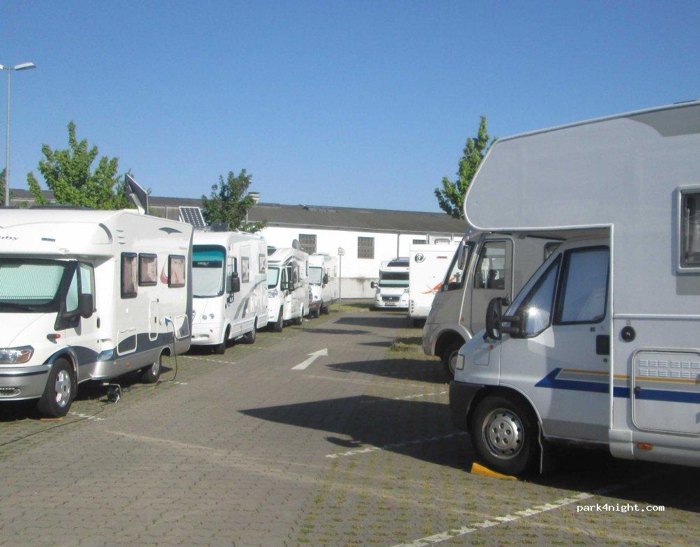 Wohnmobilstellplatz Andernach - Foto 3