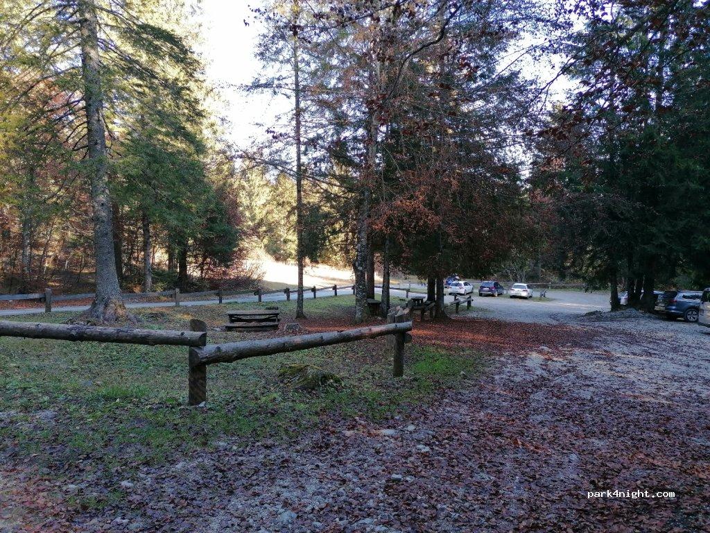 Area Sosta Camper Lago Di Molveno - Foto 4