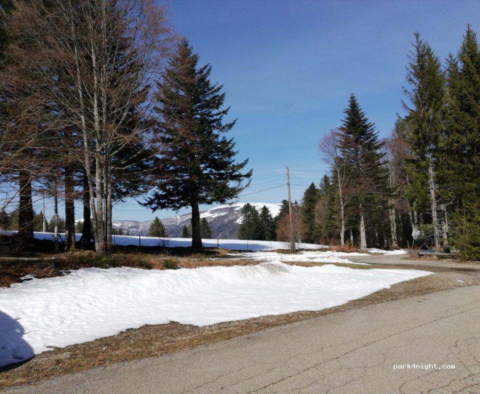 AIRE DE STATIONNEMENT CAMPING CARS 68380 Sondernach - Foto 6