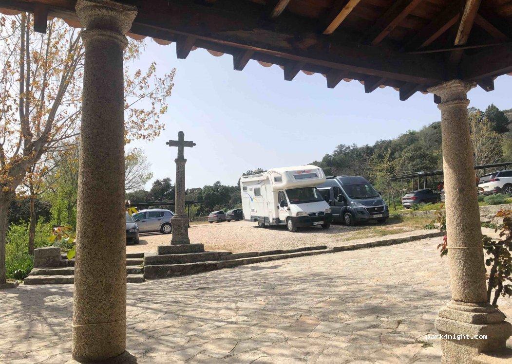 Área autocaravanas Robledo