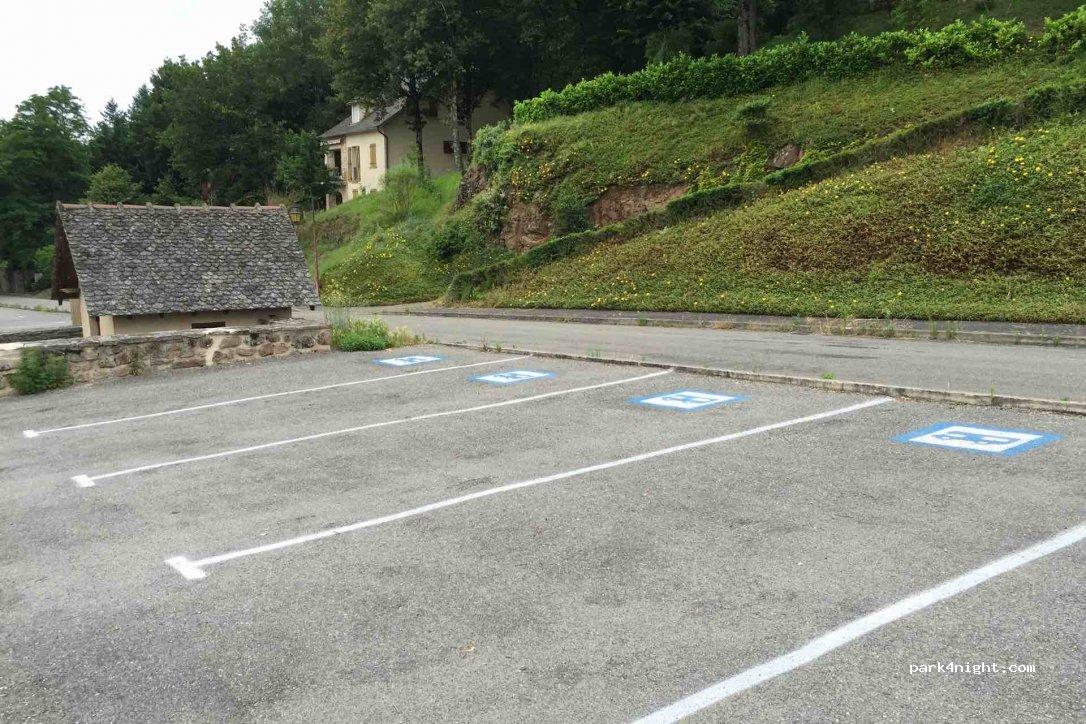 Aire de camping Car Najac - Foto 3