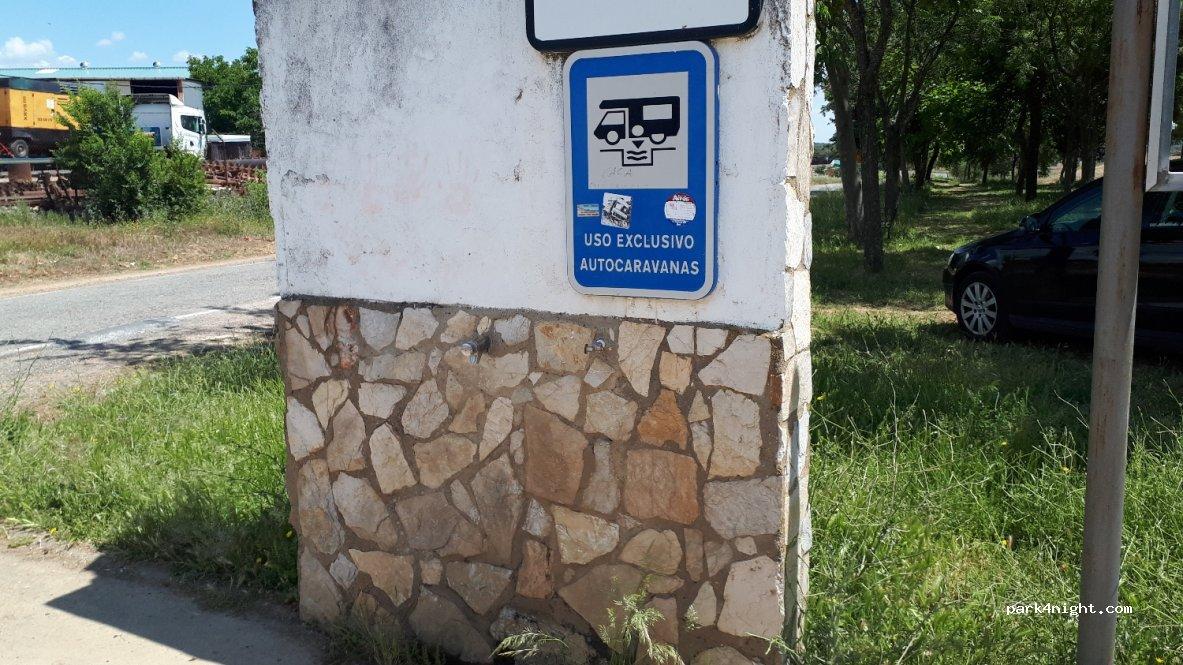Area de Autocaravanas Logrosan - Foto 3