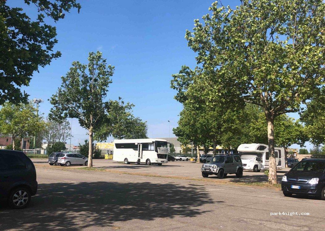 Area Sosta Camper - Carpi - Foto 3