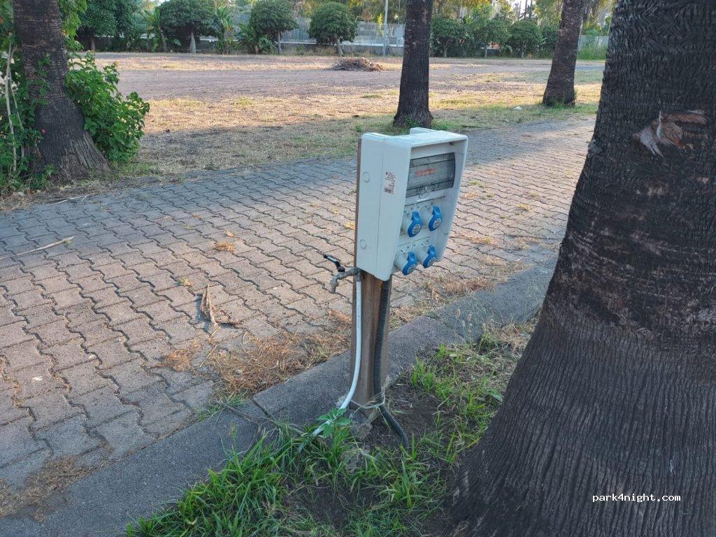 Camper Parking Area - Catania - Foto 6