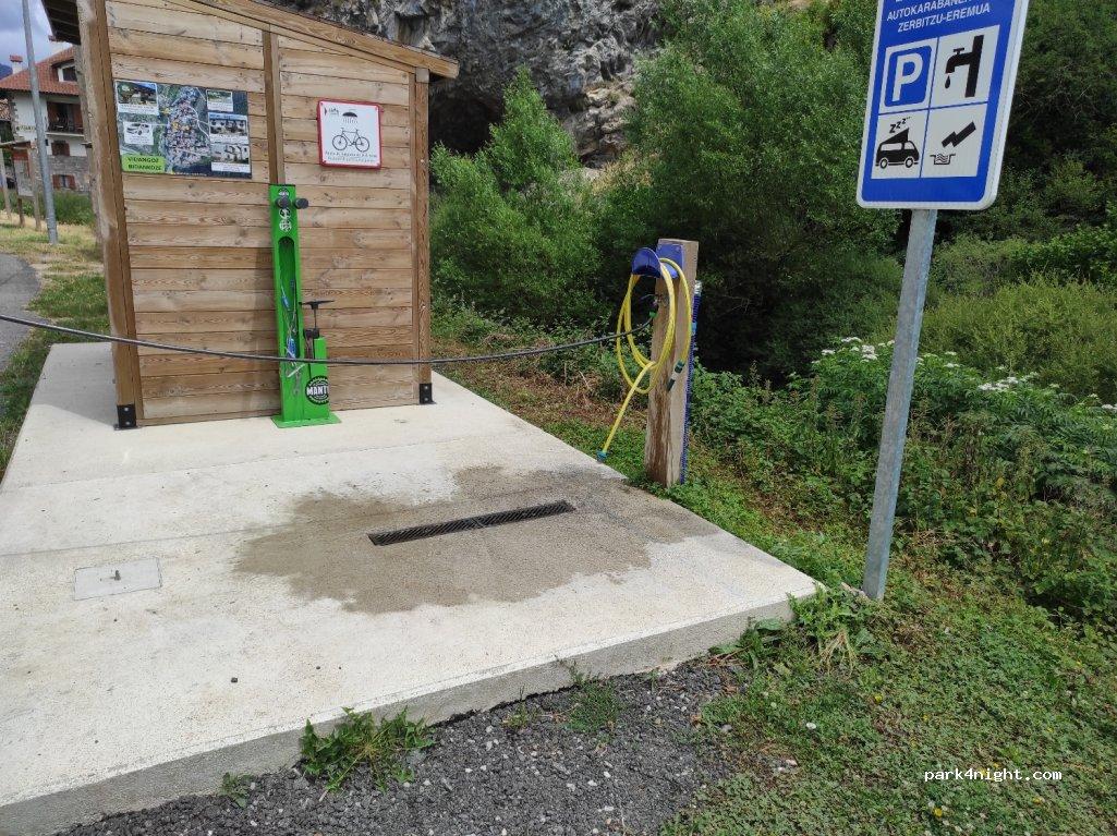 Área de autocaravana - Foto 3