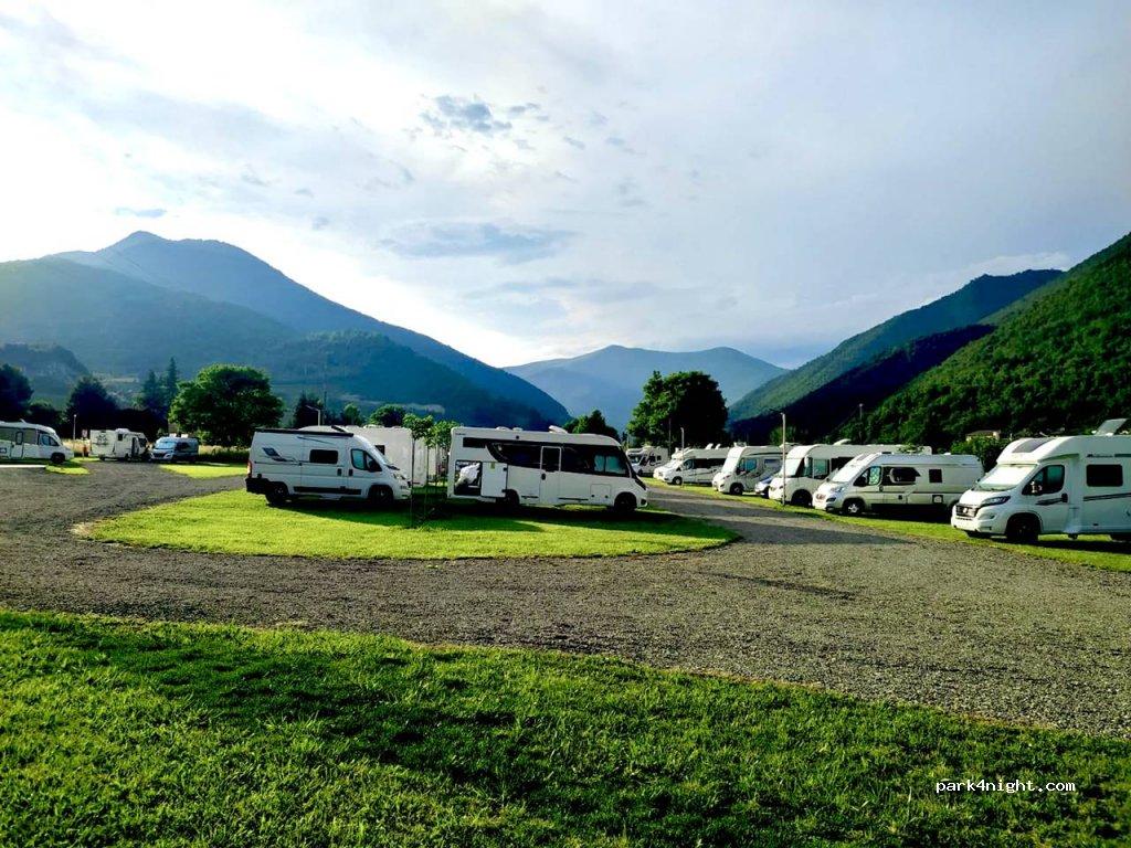 Área autocaravanas Ordesa Pirineos