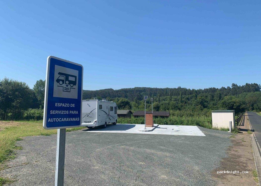 Área de servizo de autocaravanas - Foto 2