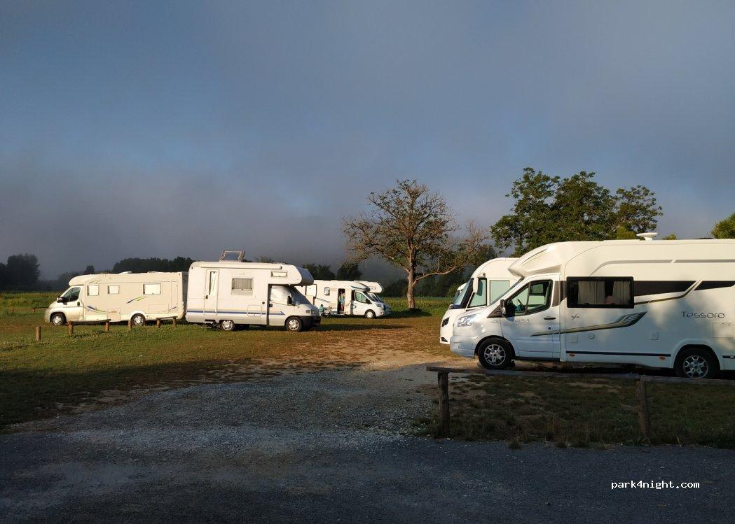 Aire Communale - La Roque Gageac - Foto 2
