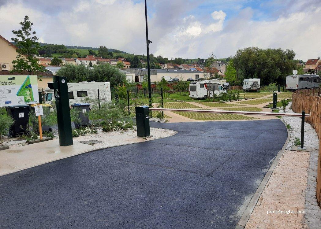 Aire de camping cars Épernay - Foto 2