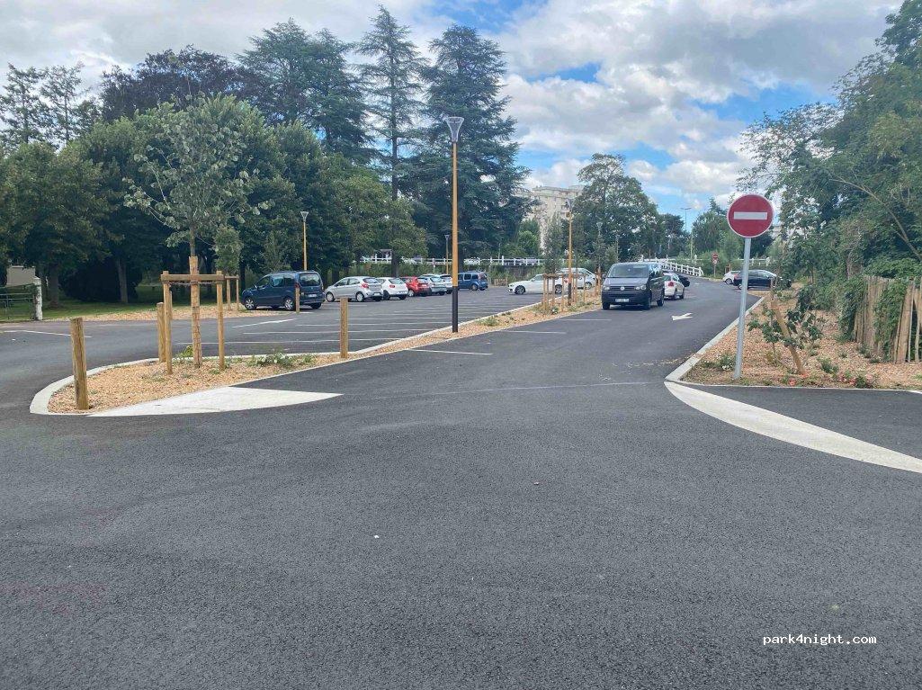 Aire der Camping Car Vichy - Foto 6