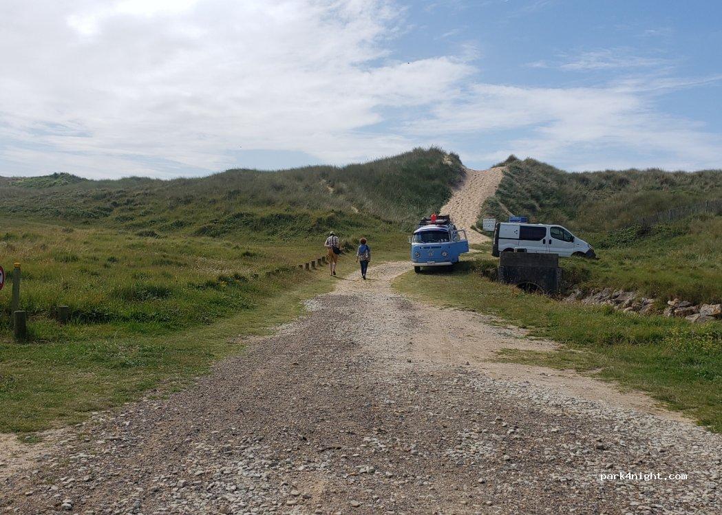 Aire de camping-car Surtainville - Foto 6