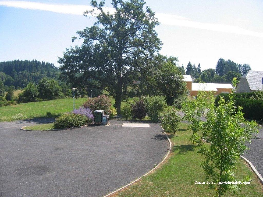 Aire de camping-car MONTEZIC - Foto 2