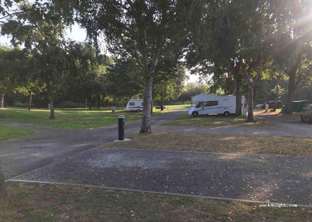 Camping de mon Village (Camping-Car Park) - Foto 2