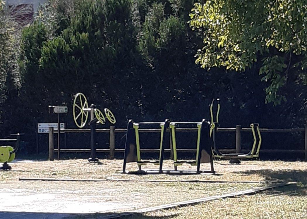 Terrain de Camping-cars de Saint-Jean-de-Côle - Foto 5