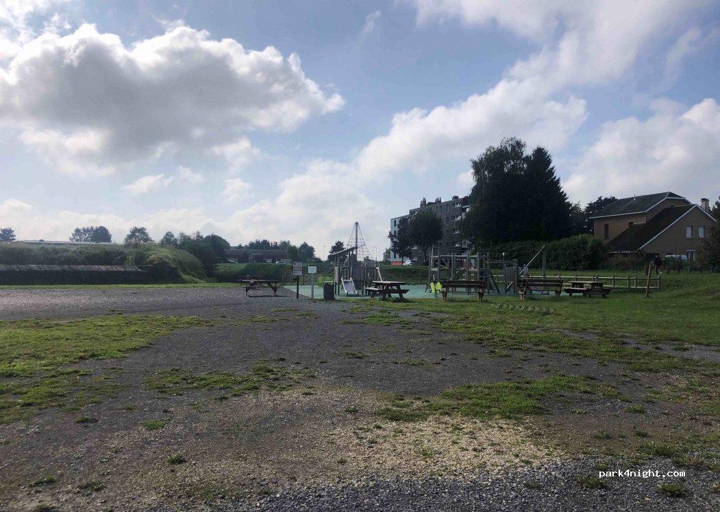 Aire de Camping Car Rocroi - Foto 5