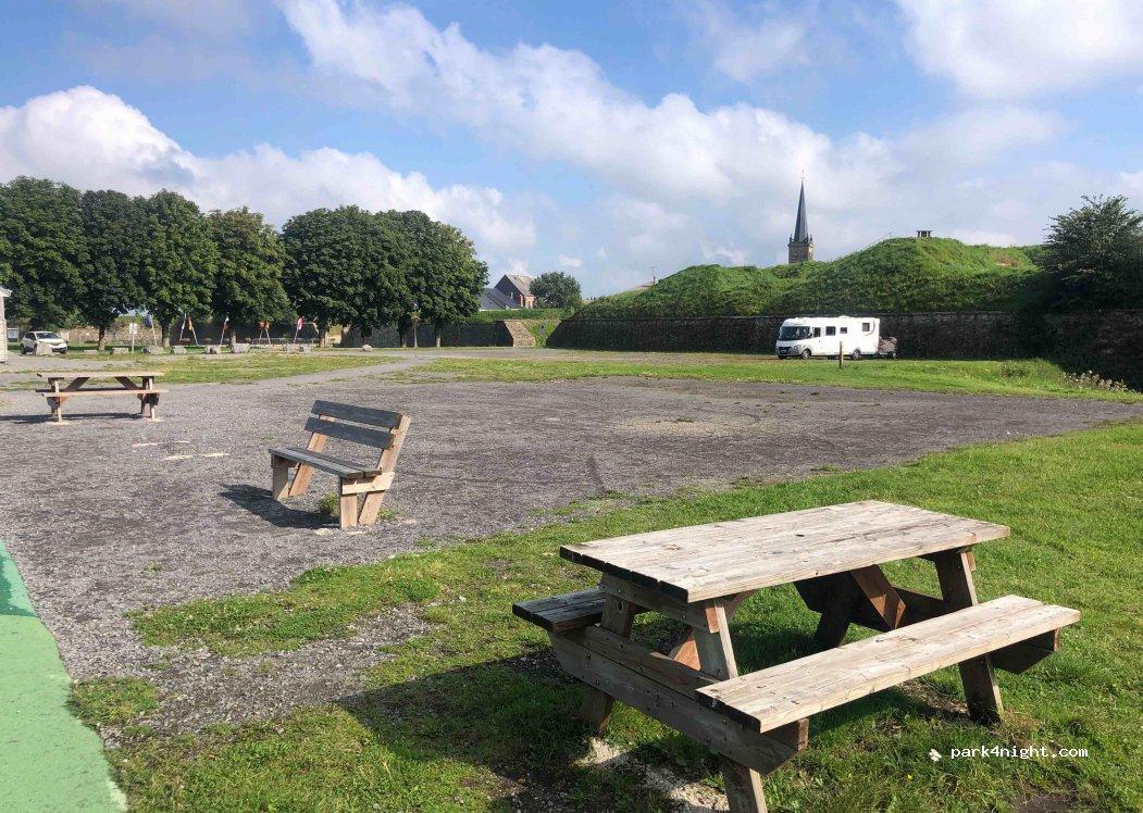 Aire de Camping Car Rocroi - Foto 3