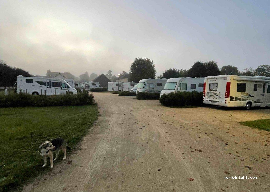 Stationnement d'autocaravane - Foto 4