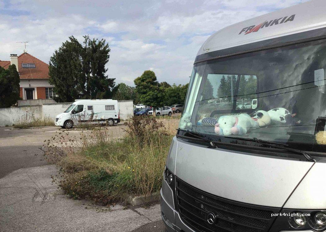 Motorhome Aire 52000 Chaumont - Foto 7