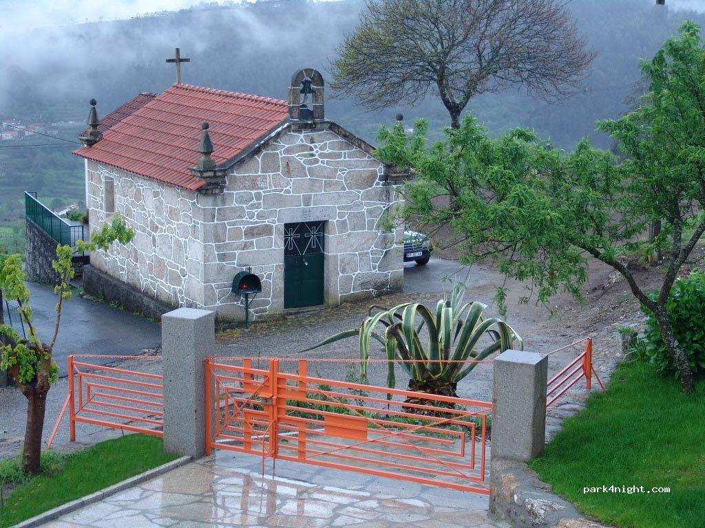 Área de autocaravanas de Amoeiro - Foto 4