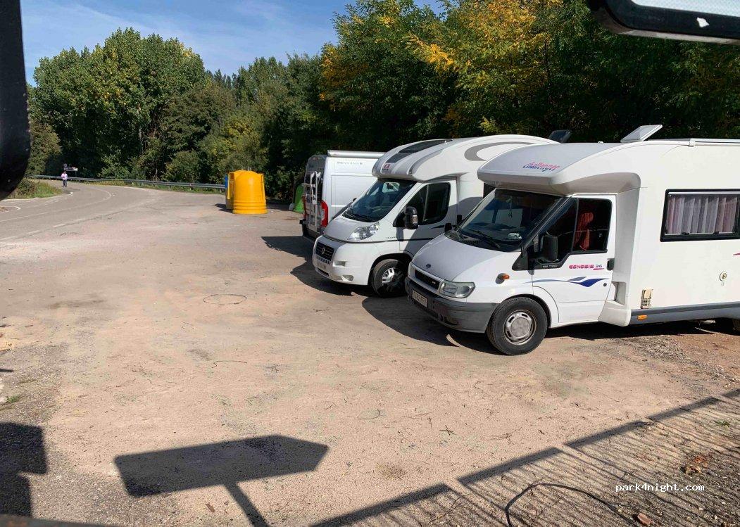 Area autocaravanas Salas