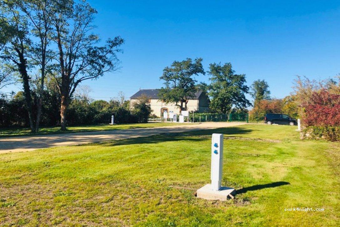 Aire de Camping Car de Benet [AirePark] - Foto 5