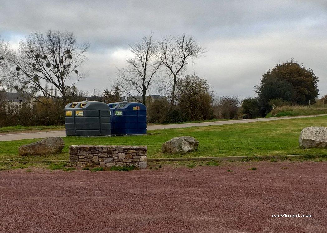 Terrain de Stationnement de Camping-cars de Montebourg - Foto 4