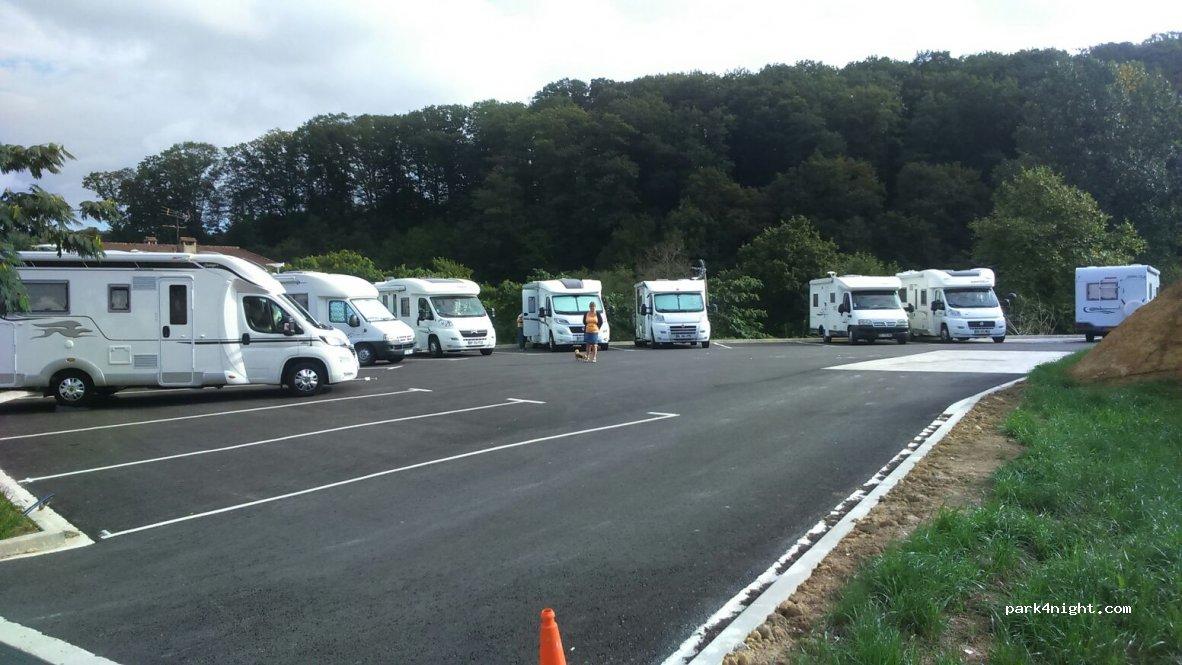 Zona de autocaravanas - Foto 2