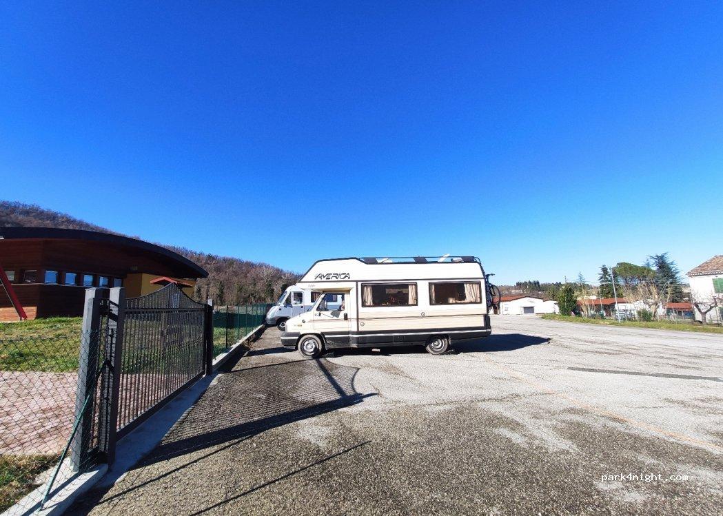 Area Sosta Camper 64049 Tossicia TE - Foto 4