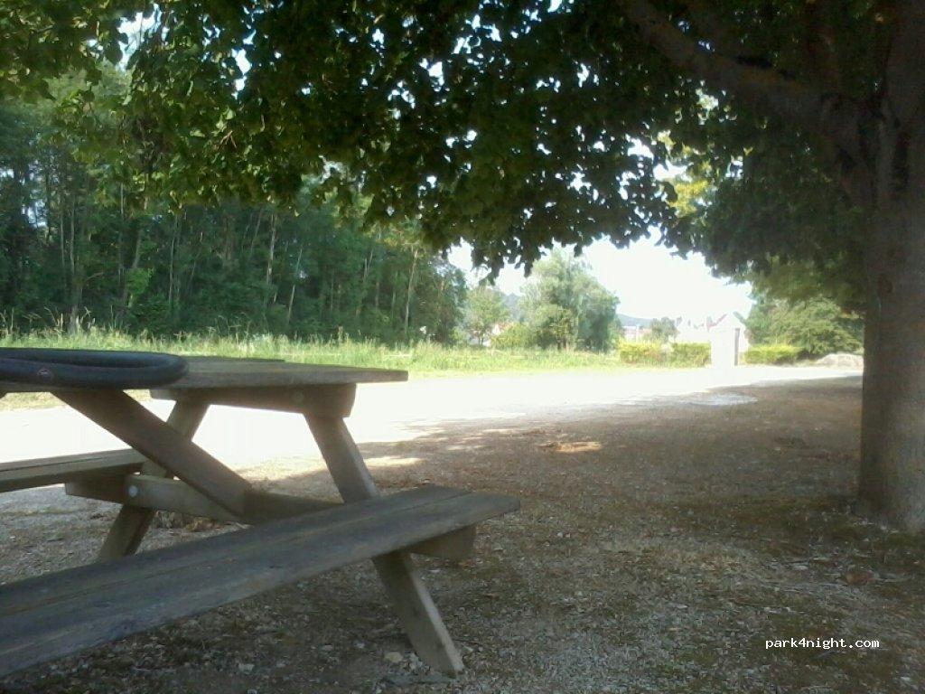 Terrain de Stationnement de Camping-cars d'Ancy-le-Libre - Foto 3