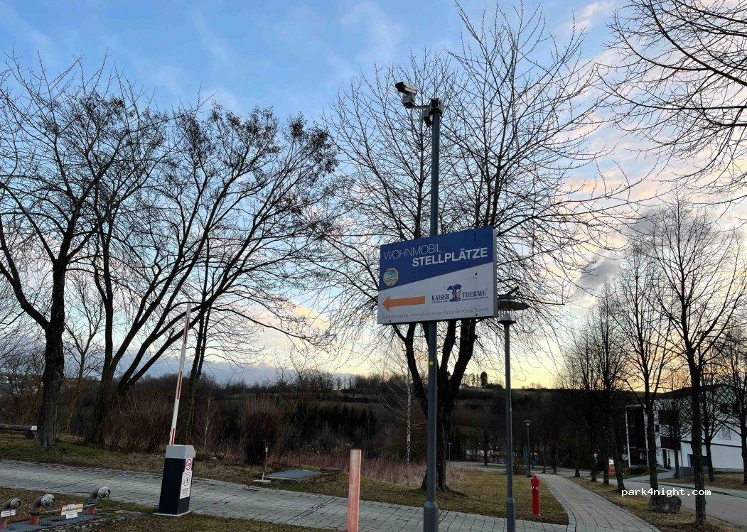 Wohnmobil- und Wohnwagenstellplatz Kaiser Therme - Foto 4