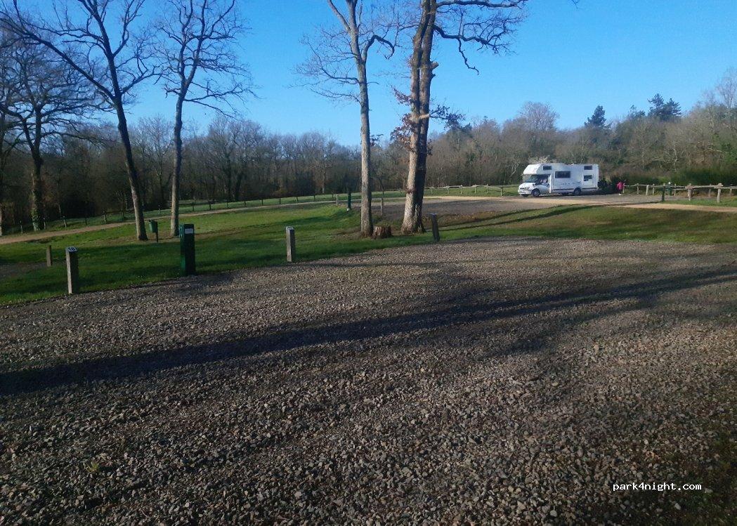 Aire de camping-car (Le Champ-Saint-Père) - Foto 3