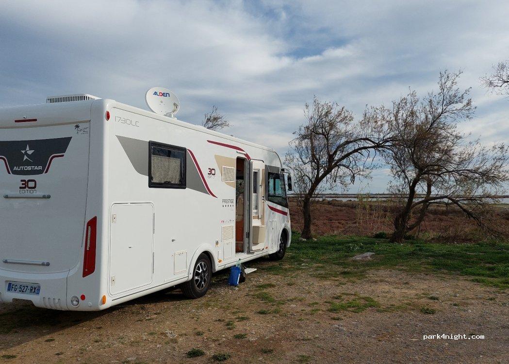 AREA CAMPER SAINT PIERRE LA MER - Foto 3