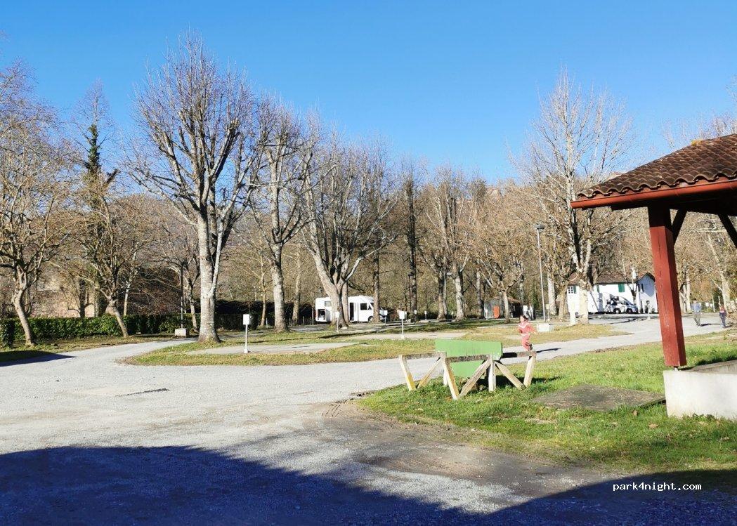 Area de autocaravanas del Frontón - Foto 7