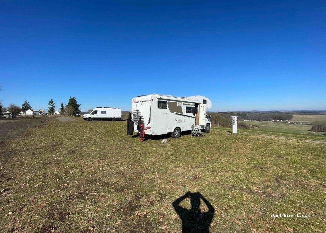 Wohnmobilhafen des Feriendorf Pulvermaar - Foto 4
