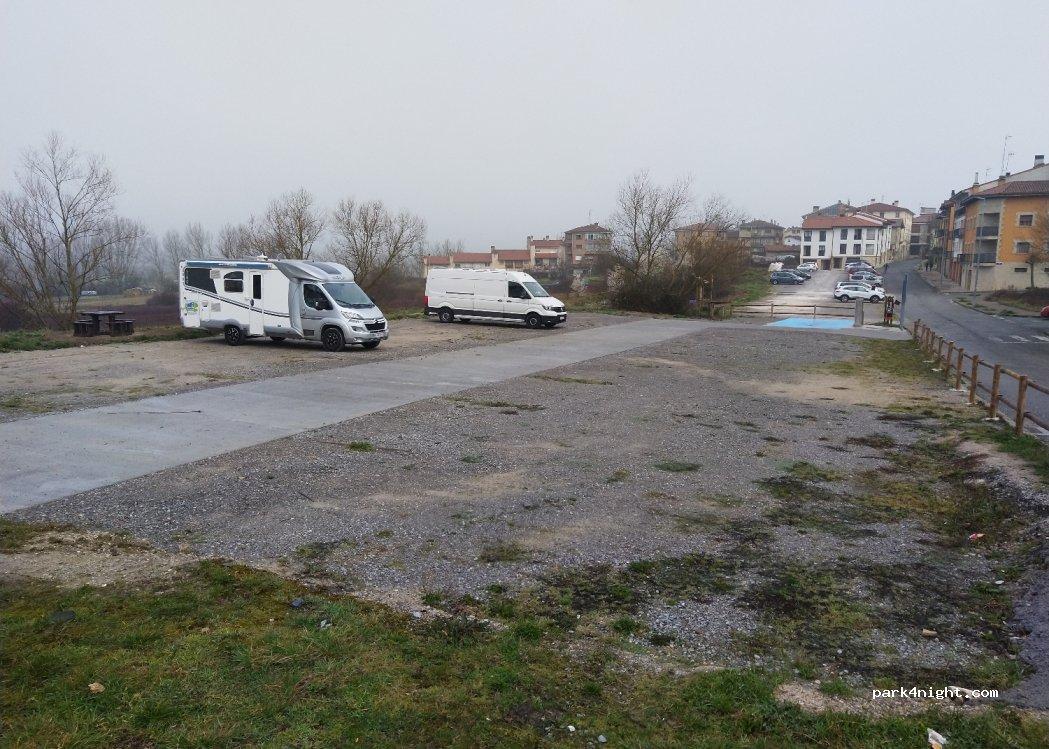 Área de Servicio para autocaravanas de Echarri-Aranaz. - Foto 4