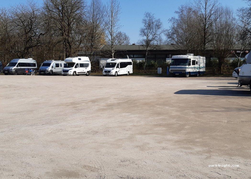 Wohnmobilstellplatz am Schützenplatz Buxtehude - Foto 3